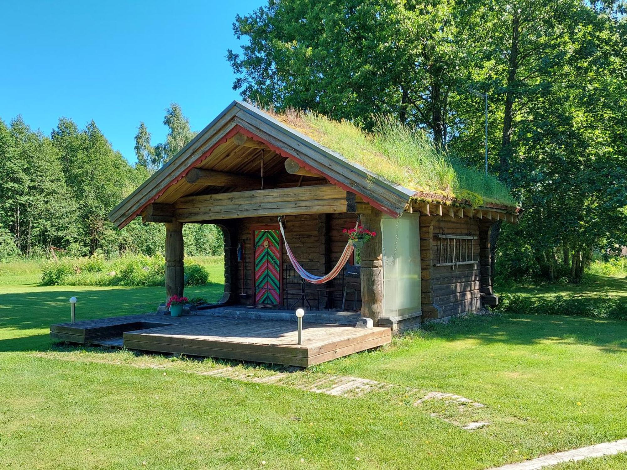 Mirteli Talu Tahkuranna